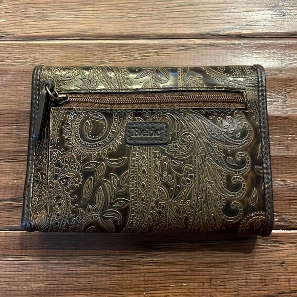 Relic Tooled Brown Faux Leather Country Western Wallet - Picture 2 of 11
